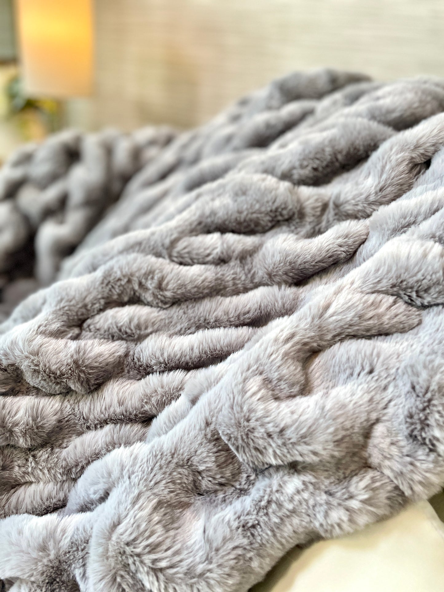 Gray Faux Fur Blanket - Lap: 30"x40"