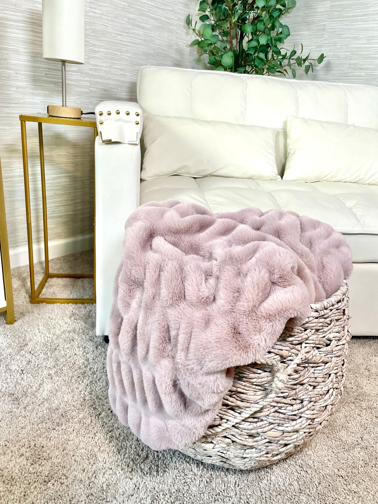 Blush Faux Fur Blanket - Lap: 30"x40"